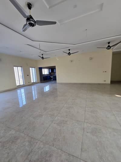 4 Marla Brand New Hall Office Available For Rent In Valencia Town H Block