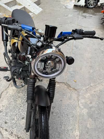 Cafe Racer 70cc Metro 10/9