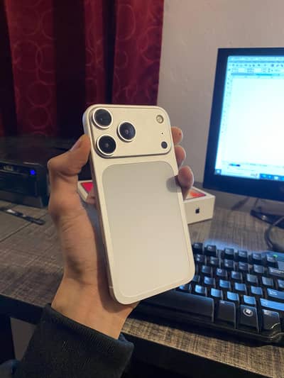 Iphone xr converted 17 pro