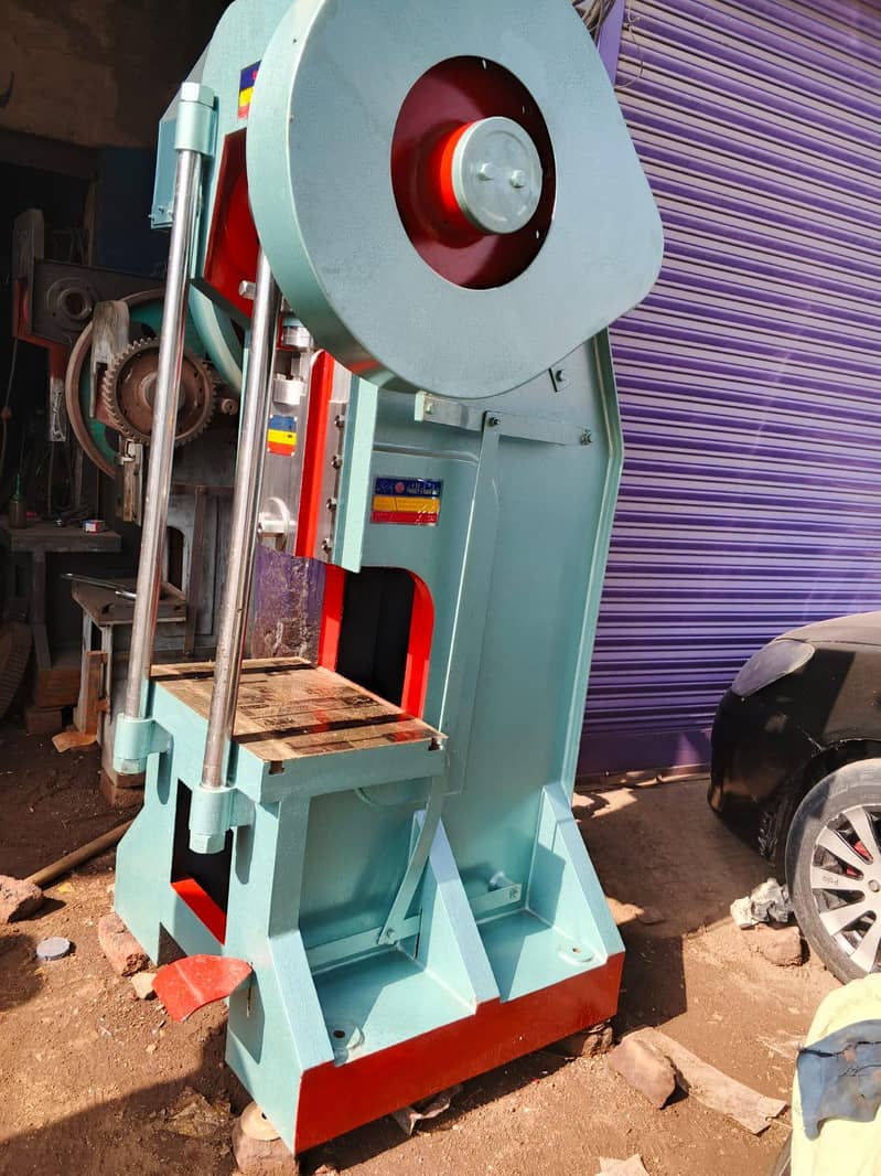 40 ٹن پریس م 6