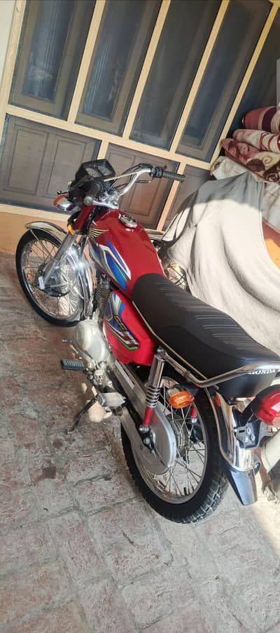 Honda 125 22 model