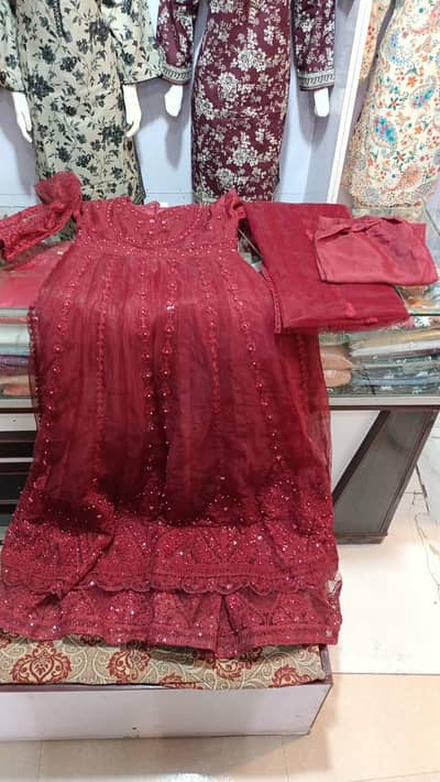 Beautiful Maxi Dress for Sale – Like New