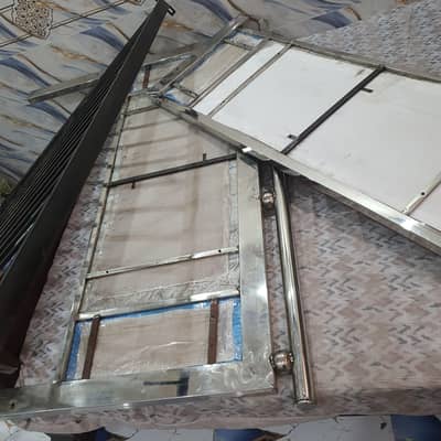 16 Guage king size steel bed 78/72 size