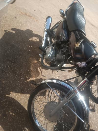 bike bilkul saff ha urgent sell ha
