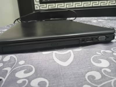 Dell latitude 5440