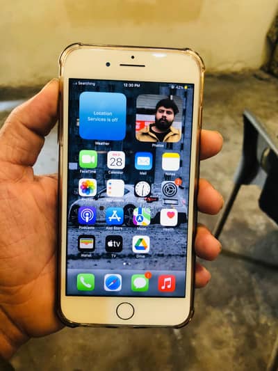 I phone 7plus.    256gb