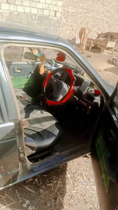 suzuki mehran car hai 92 modl bilkl new hai  body kit b lgi haj