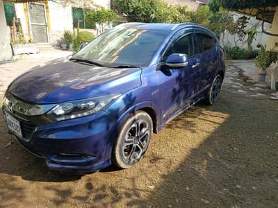 2016/22 Honda Vezel Z sensing boue 2 tone color