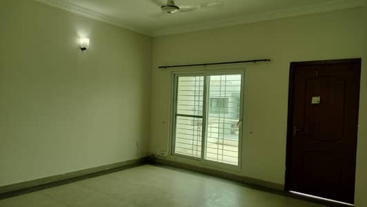 Elegant 500 Square Yards Upper Portion In Falcon Complex New Malir For Rent