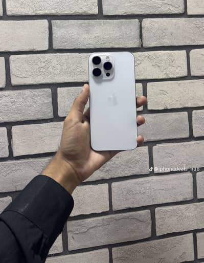 15 pro max white titanium original