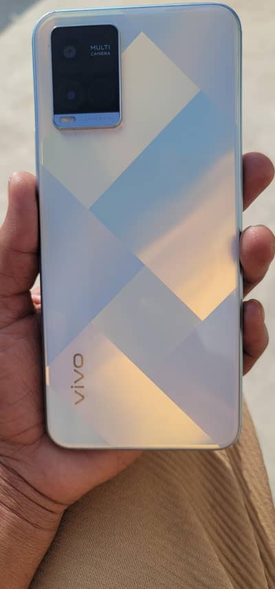 vivo y21