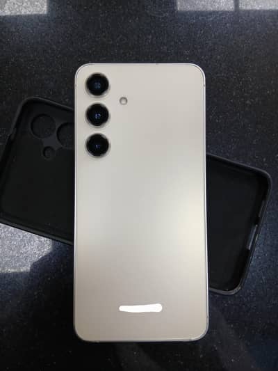 SAMSUNG S24 8/256 Non PTA with Box