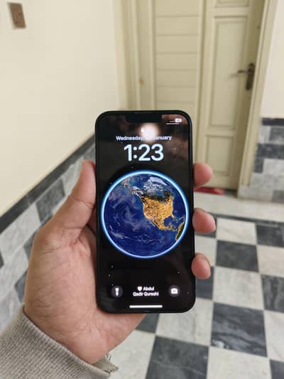 iphone 13 full genuine condition