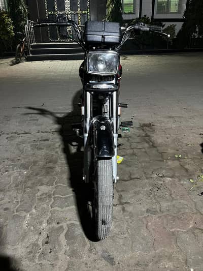 2024 model hai total geniun hai