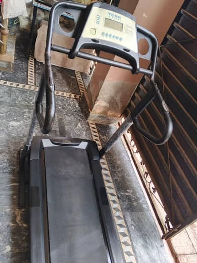 York Fitness Treadmill - Urgent Sale (New Satellite Town)