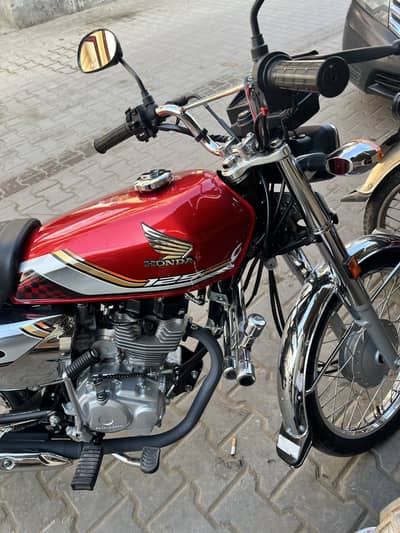 Honda 125 croom edition