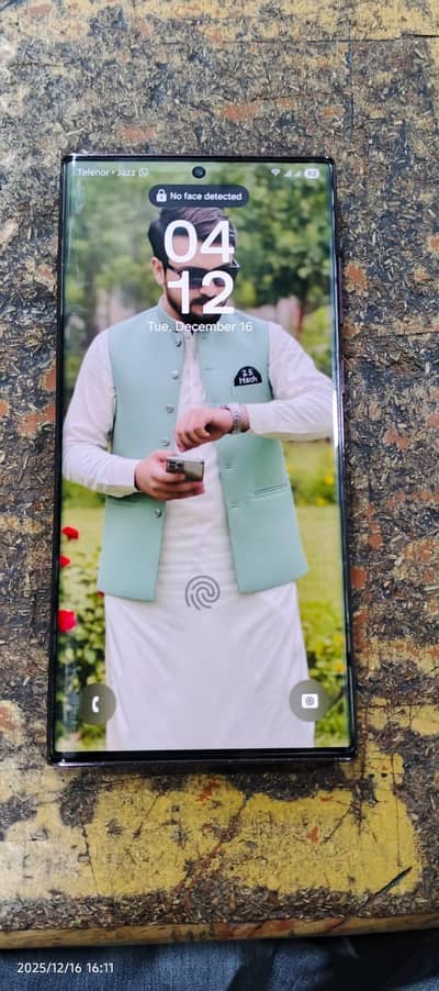 A1 mobile koe dot ni hai 10/10 condition hai 8gb ram 128gb mem