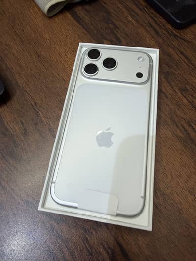 17 pro max Non pta FU 10 by 10 brand new condition