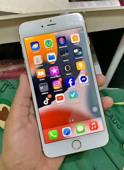 iPhone 7 plus 128 my WhatsApp number 03241295120