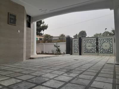 F-11 Full House (4/Bedroom) Fully Marble Flooring Very Reasonable Rent