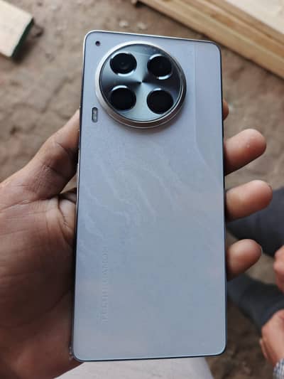 Tecno camon 30  12+12 / 256