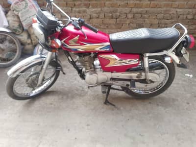 Honda 125 20 model good condition urgent sale engine pack