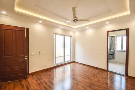 1 Kanal Separate Entrance Upper Portion For Rent With Gas