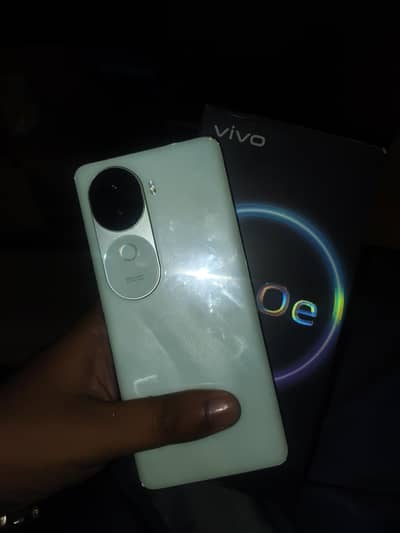 vivo v40e with box charger