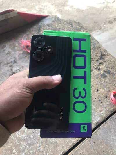 Infinix Hot 30 8/128 With Box