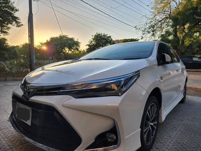 COROLLA GRANDE CVT X BLACK INTERIOR 1.8