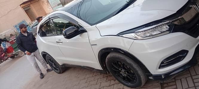 Honda vezel RS
