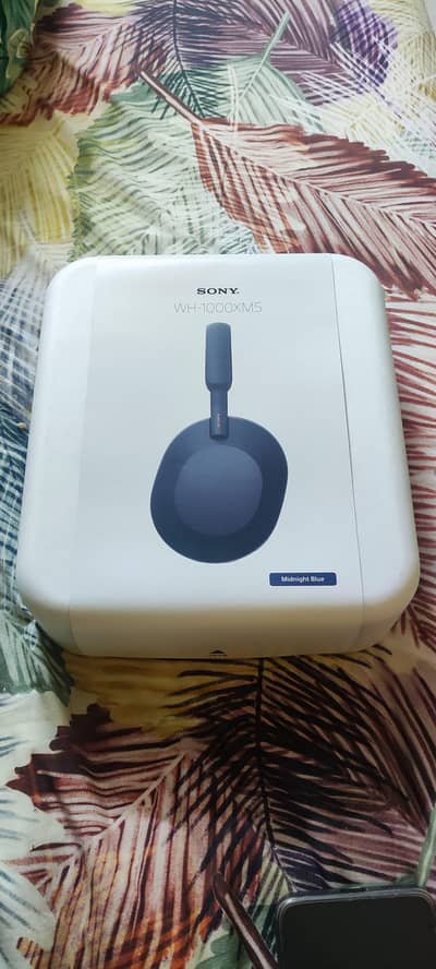 Sony 1000XM5 - Brand New Headphones (Box Packed)