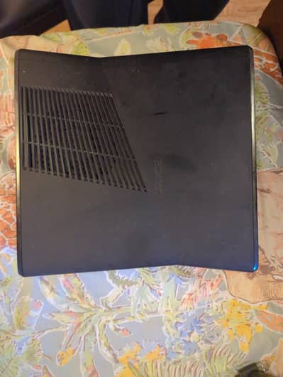 Xbox 360 S ( Red ring )