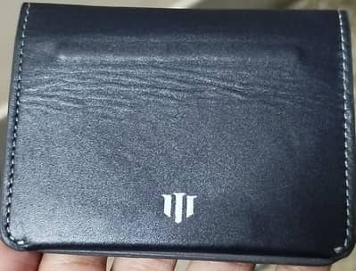 MagFolio Mini 2.0 wallet in Good Condition (Navy Blue and Grey)