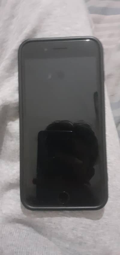 iphone 7plus 128 non pta read description