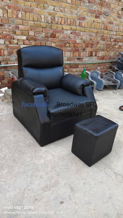 Saloon chair/Barber chair/parlour chairs/Trolley/Manicure/massage bed