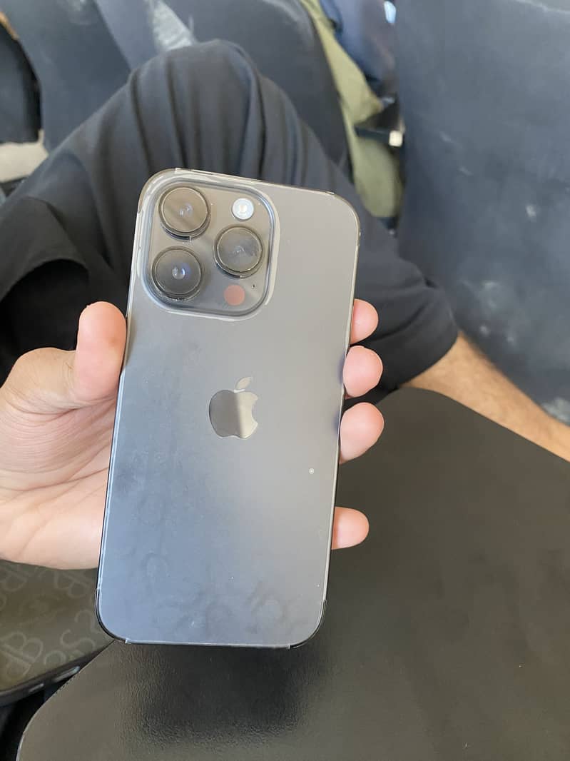 iPhone 14 pro 0