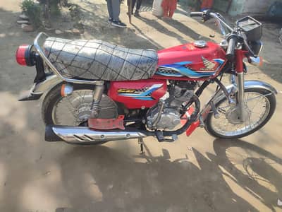 125 model 24 just like new