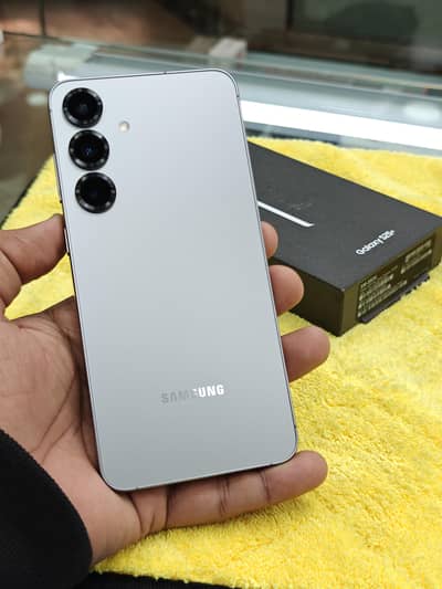 Samsung S25 plus  12GB/512GB Official PTA