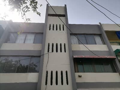 Askari 5 10 Marla Flat Up For sale