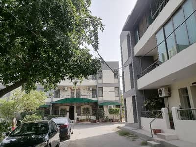 Flat Of 10 Marla Available For rent In Askari 5