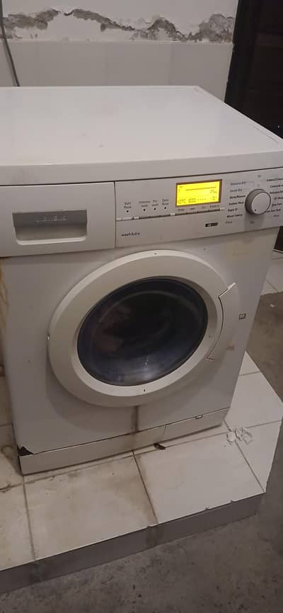 Siemens washing machine and dryer IQ300
