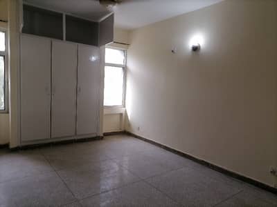 10 Marla Flat In Askari 5 Is Best Option