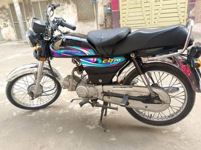 honda cs 70 bike for sale on urgent bases