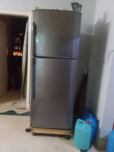 Haier fridge Large size