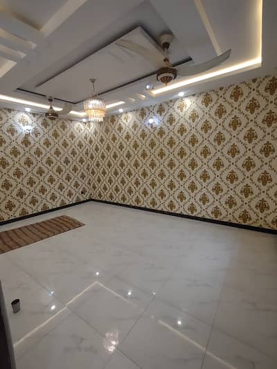 Upper Portion Sized 500 Square Yards Available In Federal B Area - Block 6