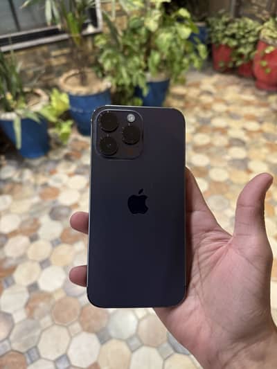 iPhone 14 Pro Max Factory unlock non pta battery health 95% like new