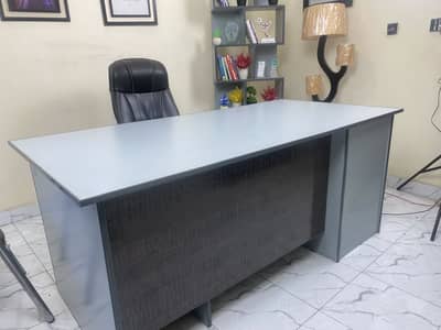 office New Executive table for sell