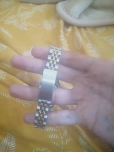  Armitron Girls Watch – Metal Strap – Original – Very Good Condition