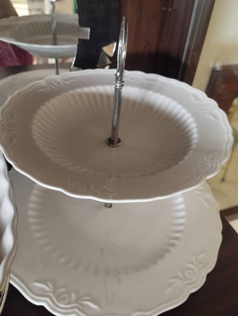 Fancy crockery 5